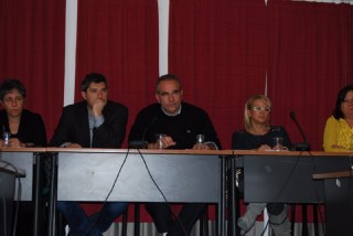 Ο Δήμος Μαρκοπούλου εκφράζει για μια ακόμη φορά την αλληλεγγύη και την συμπαράστασή του, στους αγωνιζόμενους δημότες και κατοίκους της Κερατέας